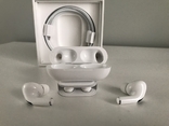 AirPods Pro 2nd Generation with MagSafe Charging Case, фото №9