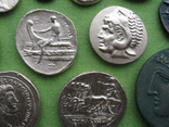 Монеты античности в золоте и бронзе. Копии, в раме без стекла, 24х19см., photo number 8