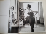 Woman in the Mirror. Richard Avedon, photo number 7