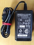 Сетевой адаптер Sony AC-L15B/8,4V, фото №5
