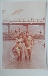 Ялта 1975 г., мода/голые тросы ярких представителей обеих полов - 17х11.5 см., фото №2