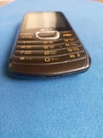 The phone is an LG mobile., photo number 5