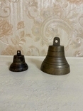 Два коллекционных бронзовых колокольчика, фото №2
