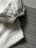 The shirt of 216 whites is made in different styles of embroidery, photo number 11