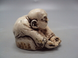 Netsuke figure figurine mammoth bone miniature man washes Japanese asks for weight 77.67g, photo number 9