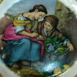 Vintage decorative plate "Fruit Seller" Bartolomé Esteban, Limoges, France, photo number 5