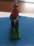 Дівчина у військовій парадній формі на коні (Англія)., фото №6