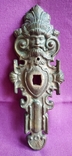 The overlay is decorative on the door / candelabrum on the wall. Brass., photo number 2