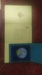 Настільна пам'ятна медаль "Народженому в Києві" з листівкою, фото №2