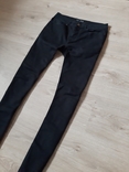 Модные мужские зауженные джинсы в отличном состоянии, фото №3