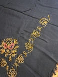 Тонкий шерстяной платок с вышивкой и бахромой времён СССР 67/65 см, фото №5