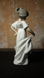  Фарфоровая статуэтка Девочка в платье Lladro Nao 1989, фото №8