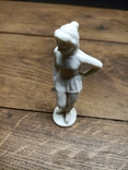 Художній пластмас, статуетка фігуристка 12 см,50-60 роки, фото №6