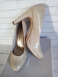 Жіночі туфлі бежеві, кремові, розмір 37 Tamaris стан як нові, фото №4