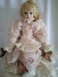 Фарфорова лялька. 40 см, фото №3