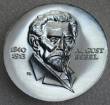 20 марок 1973 г. "Август Бебель" Германия, серебро, фото №2