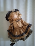 Сидяча порцелянова лялька, 19 см, фото №4