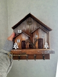 Дерев'яна ключниця ручної роботи Чудовий подарунок та прикраса дому, фото №3