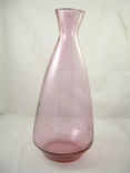 The carafe is pink., photo number 2