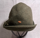 Винтаж шляпа охотника с пером Германия, юбилейный серебряный знак, серебро 925 пр, клеймо, фото №3