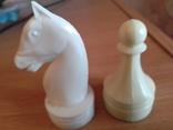 Шахматы, фигуры, крупные конь и пешка, пластмасса, фото №4