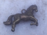 Конь Лошадь коллекционная миниатюра статуэтка бронза брелок, фото №2