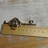 Кулон Ключ с большим белым камнем, фото №3