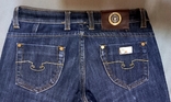 Versace проти утеплених жіночих джинсів розміру 28, фото №2