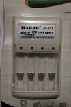 Зарядний пристрій для акумуляторів AAA AA Jiabao (в комплекті 4 акумулятори АА) (1345), фото №4