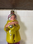 Стара ялинкова іграшка дівчинка з поросячком, фото №12
