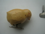 Курочка или цыпленок заводная ссср старая с ключиком рабочая, фото №3