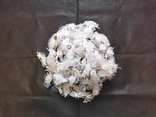 Біла квітка на шпильці, для рукоділля, 85 штук, фото №2