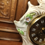 Настольные кварцевые часы в фарфоровом корпусе Sitzendorf. Германия., фото №8