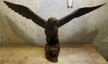 Статуетка дерев'яного орла, фото №2