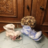  2 башмака керамика из Италии (плюс сухоцветы) Длина синего 12.2 см, фото №2