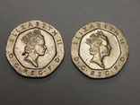 2 монеты по 20 пенсов, Великобритания, фото №3