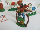 Индейцы ковбои Гдр №045 лошадки №311,312,314 большой очаг тотэм оружие, фото №12
