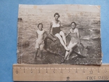 1936 Жінка та дівчата пляжна мода море Туапсе, фото №2