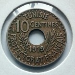 Французский Тунис 10 сантимов 1919 г., фото №2