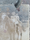 Діти в мазепинці на коні, фото №3