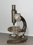 Старый , тяжелый микроскоп, фото №2