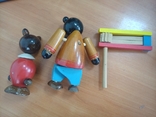 Деревяные игрушки СССР: два медведя и трещетка, фото №3