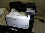 Продам цветной лазерный принтер, МФУ HP LaserJet Pro CM1415fn (CE861A), сеть/копир., фото №2
