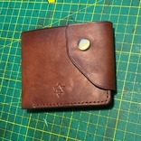Чоловічій гаманець власного виготовлення з натуральної шкіри рослинного дублення, фото №2