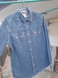 Джинсовая рубашка Levi's размер м, фото №3