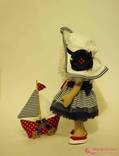 Текстильная кукла Мишель и кораблик, фото №3
