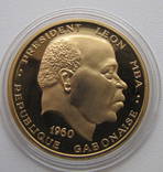 100 франков 1960 год ГАБОН золото 32 грамм 900` тираж-500, фото №3
