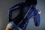 Стильный и элегантный женский джинсовый пиджачок. S, фото №4