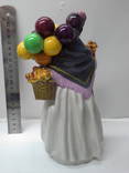 Статуэтка продавщица шаров. Англия Royal Doulton.1950е г., фото 3