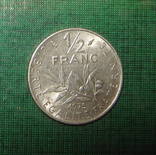 Франция 1/2 франка 1975, фото №2